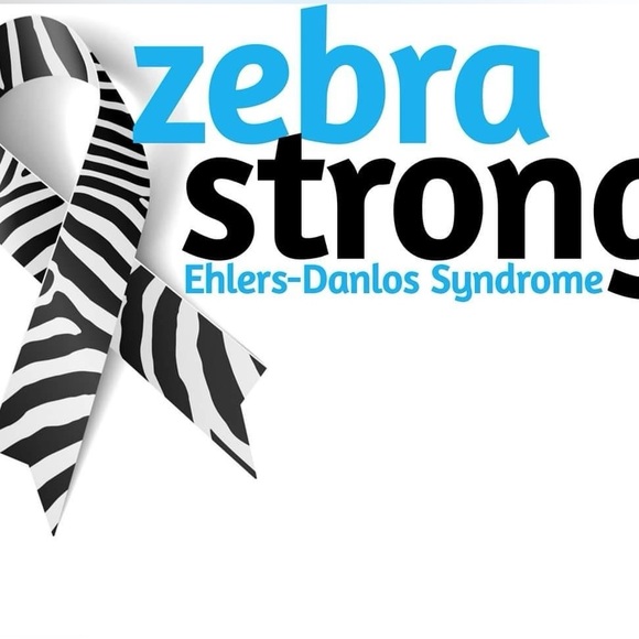 LIKE THIS LISTING to get notified I’m going Live…  @daustinwest 🥰 🥳 ❤️✨ - Picture 5 of 7